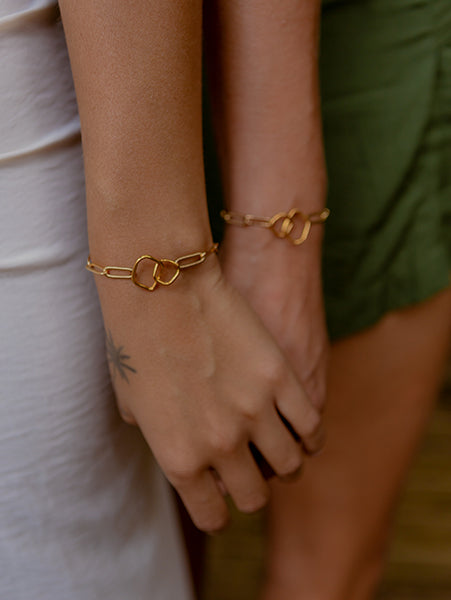 Pacto Hermanas  (Set x 2 Pulseras)